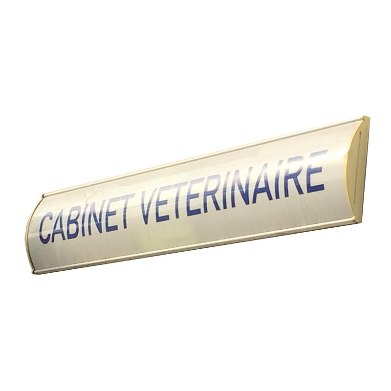 Enseigne caisson galbée en alu laqué blanc # EN4101 Enseigne caisson galbée en alu laqué blanc # EN4101
