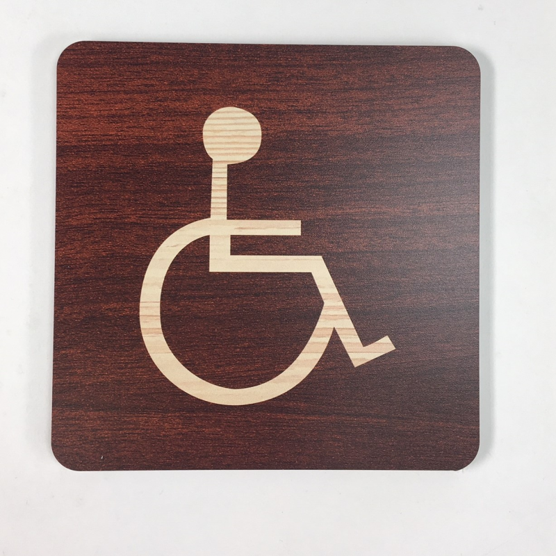 https://www.sigma-signalisation.com/18325-large_default/plaque-signaletique-de-porte-ecologique-toilettes-handicape.jpg