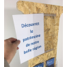 Porte brochure aspect naturel bois et matieres  plastique recyclable