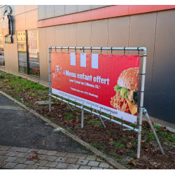 Réalisation de Calicot bache sur cadre éxtérieure