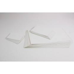 Étiquette de prix en carton blanc