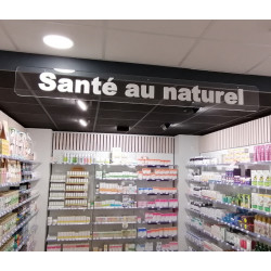 Réalisation d'un panneau en plexiglas avec lettrage en relief