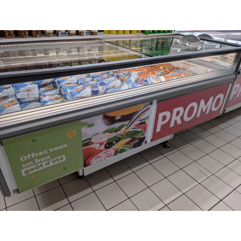 photo exemple de Pochette porte PLV pour bas de meuble frigo