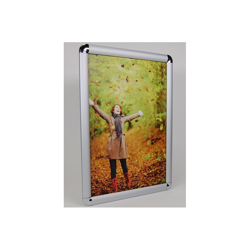 Cadre clippant à coins ronds