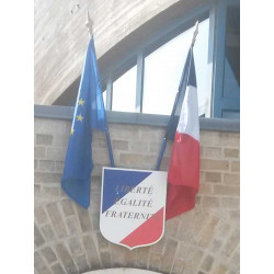 drapeau façade avec écusson liberté, égalité, fraternité # PV2141